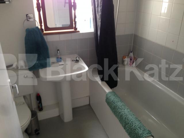 			New Instruction, 2 Bedroom, 1 bath, 1 reception Flat			 Elwood Street , Highbury